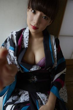 叶子楣三级露全乳